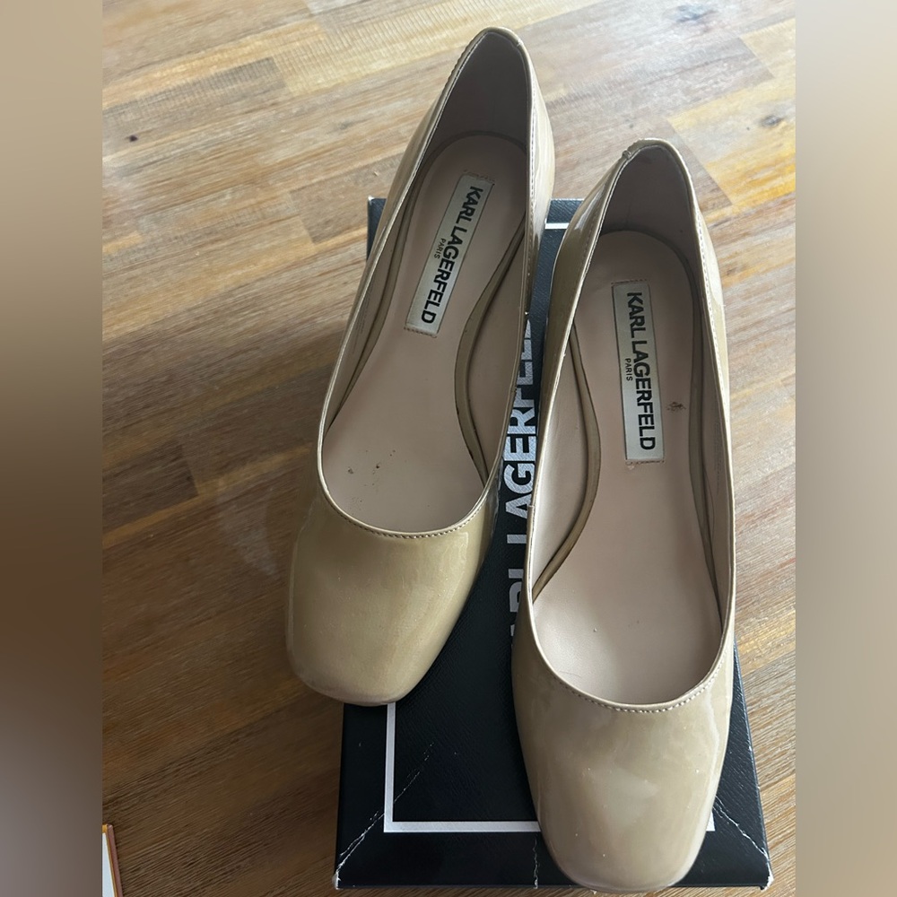 Karl Lagerfeld Paris taupe (nude) leather block heels